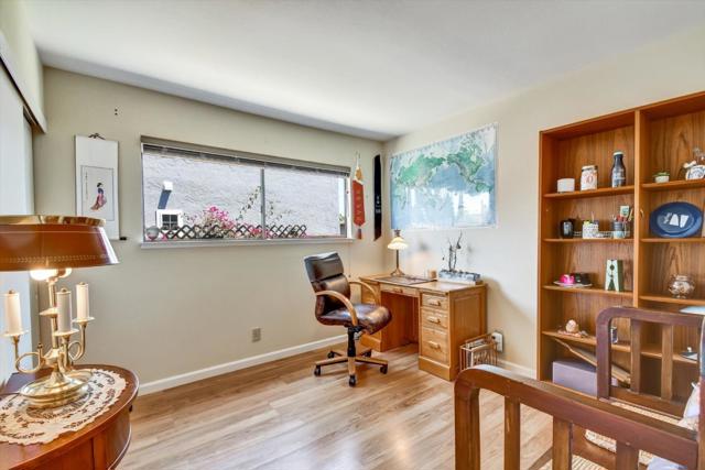 792 Marlin Avenue, Foster City CA: https://media.crmls.org/mediaz/ae73a32b-adbc-4195-8e9a-4def24f34a73.jpg