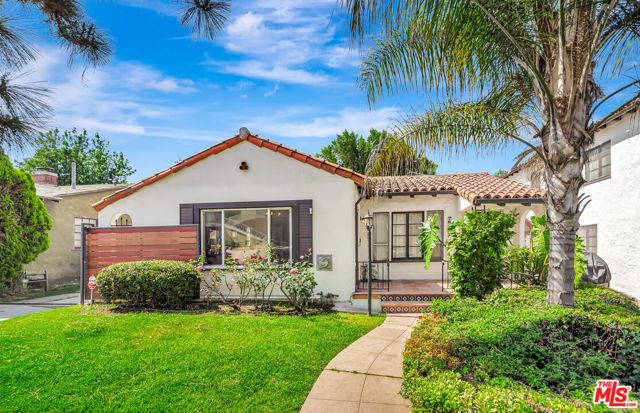 4112 Tracy Street, Los Angeles CA: https://media.crmls.org/mediaz/ae749d25-fd66-4dea-9273-46beb6294ec2.jpg