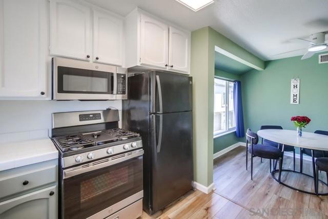 1520 Granite Hills Dr, El Cajon CA: https://media.crmls.org/mediaz/ae74f1d2-f0d4-45b5-8dda-e54fa9a09d8b.jpg