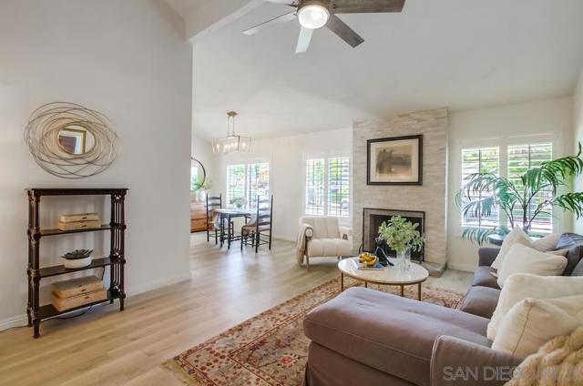 10518 Gabacho Dr, San Diego CA: https://media.crmls.org/mediaz/ae7568bd-7695-485d-bd16-d04052237315.jpg