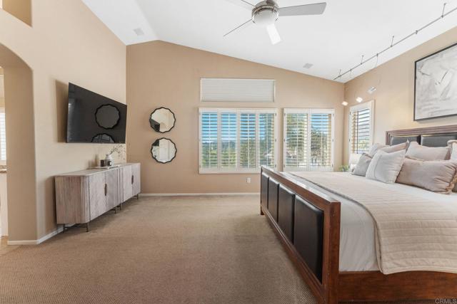 Detail Gallery Image 30 of 73 For 12204 Briar Knoll Way, San Diego,  CA 92128 - 5 Beds | 3 Baths