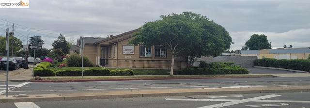 2 Belshaw St, Antioch, California 94509, ,Commercial Sale,For Sale,Belshaw St,41040151