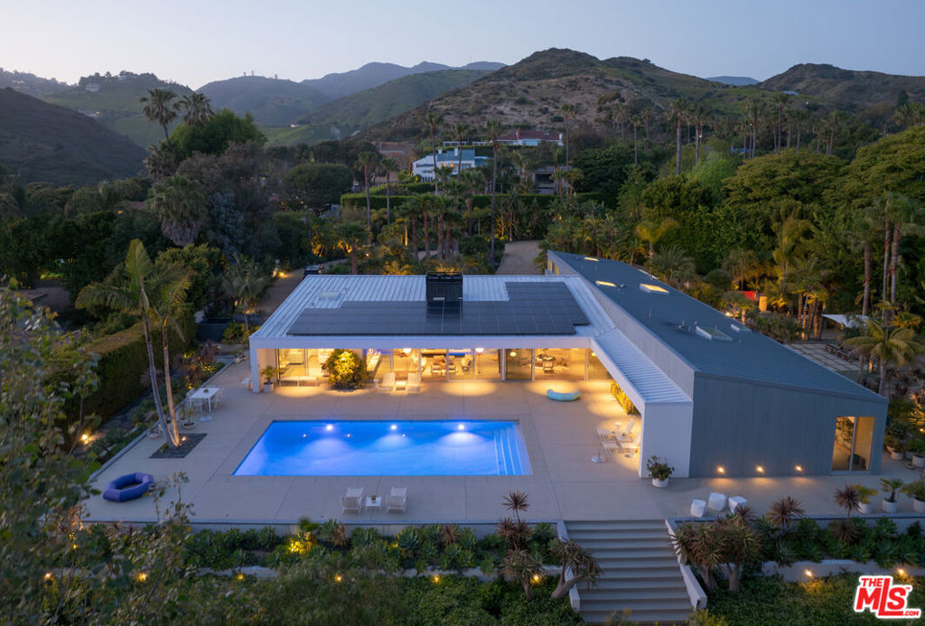27044 Sea Vista Drive