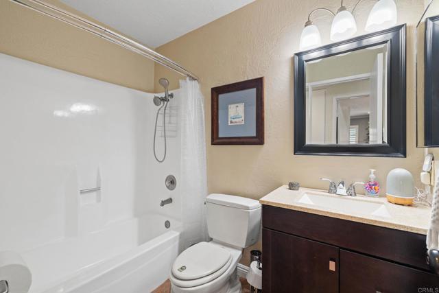 Detail Gallery Image 34 of 55 For 731 Dewane Dr, El Cajon,  CA 92020 - 3 Beds | 3 Baths