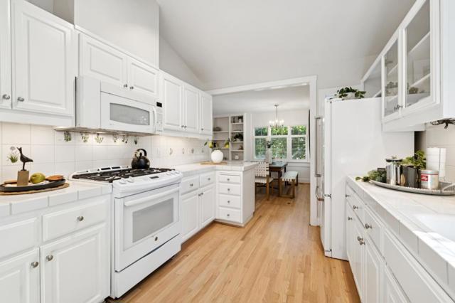 327 Bachman Avenue, Los Gatos CA: https://media.crmls.org/mediaz/ae76b5e9-0a61-4caa-9318-db93ec866ab9.jpg