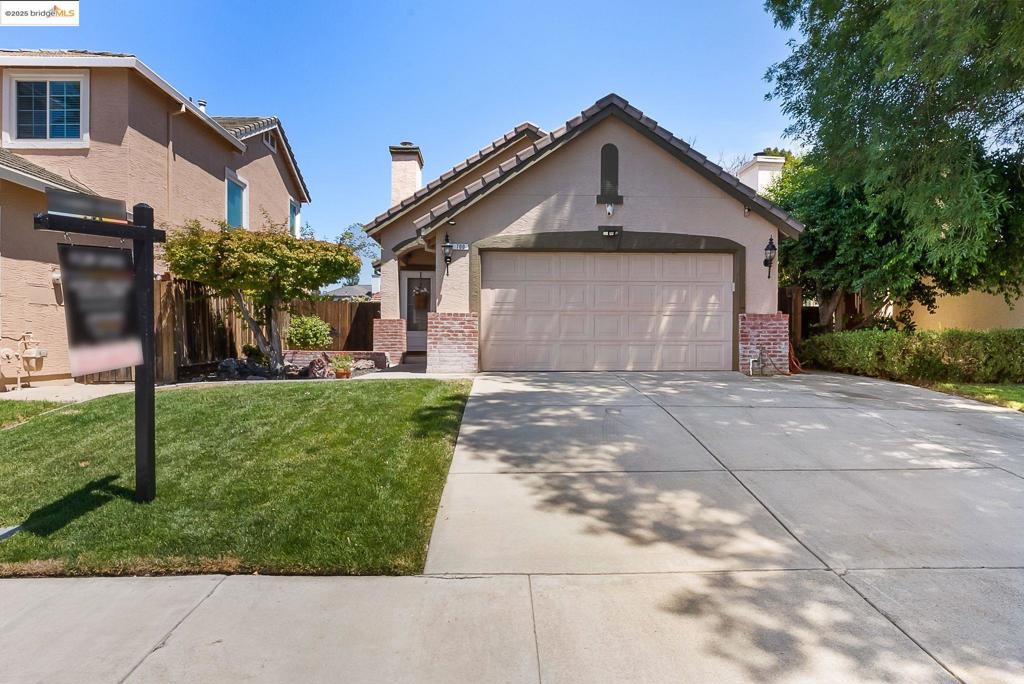 700 Crossridge Ct