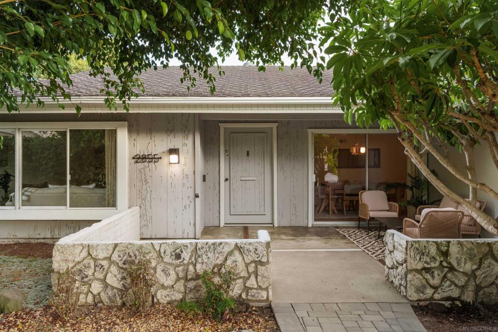 2855 Cliffridge Ct - photo 3