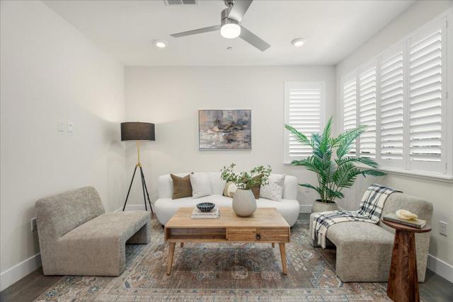 29333 Hub Court, Hayward CA: https://media.crmls.org/mediaz/ae78517d-c7b6-4f6b-8554-f16fa218b258.jpg