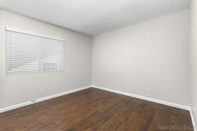 4041 Tynebourne Cir, San Diego CA: https://media.crmls.org/mediaz/ae78d31e-4032-4c35-8f39-208ebcb48d0a.jpg