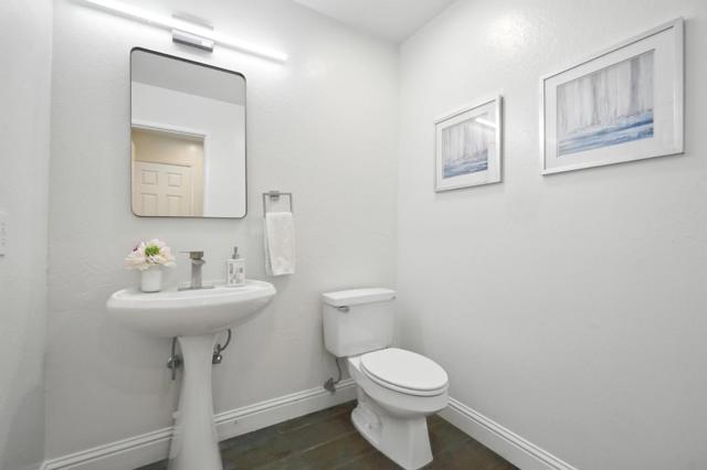 550 El Capitan Drive, Danville CA: https://media.crmls.org/mediaz/ae7957c7-a015-4977-a307-d08fcbf950c8.jpg