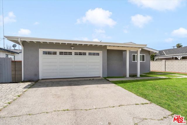 9113 BEACHY Avenue photo 5