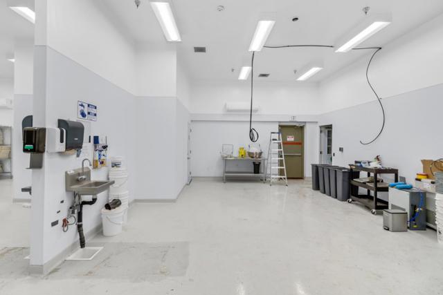 Image 10 of 45 For 991 Industrial Way