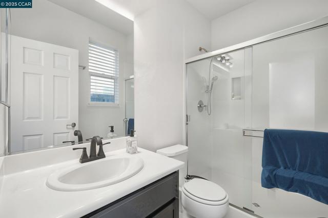 1782 Anastasia Dr, Brentwood CA: https://media.crmls.org/mediaz/ae7a9c57-57ac-43b9-93a4-acdfd2056506.jpg