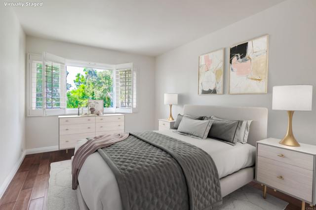 8037 Caminito Mallorca, La Jolla CA: https://media.crmls.org/mediaz/ae7e481d-e3b5-4cd2-9165-0a97f39fa545.jpg