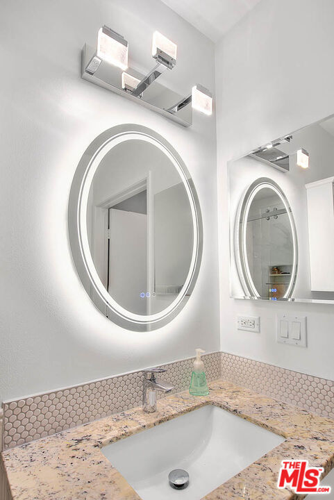 13020 Pacific, Playa Vista CA: https://media.crmls.org/mediaz/ae7ef5ba-3475-4aee-bf30-1a294d6825d5.jpg