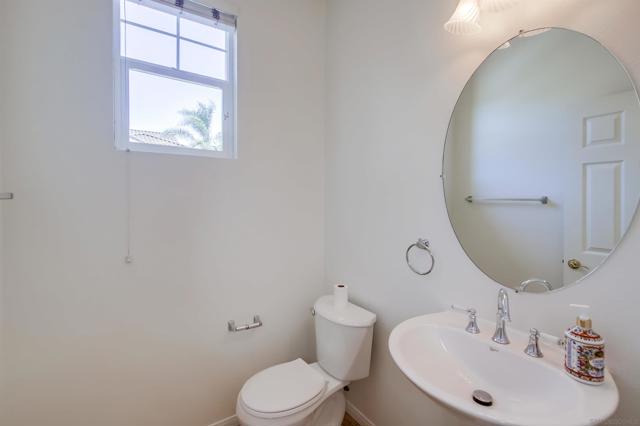 11532 Creekstone Lane, San Diego CA: https://media.crmls.org/mediaz/ae7f3cee-6b98-41ab-943e-717f57a1a630.jpg
