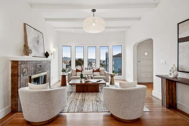 929 Darien Way, San Francisco CA: https://media.crmls.org/mediaz/ae7f9cb4-b5a0-4784-b852-ac9fe5d9a1e1.jpg