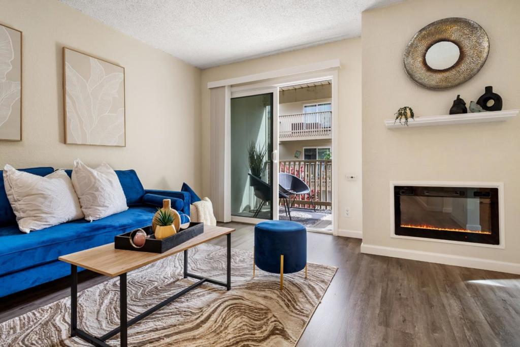 368 Imperial Way #204