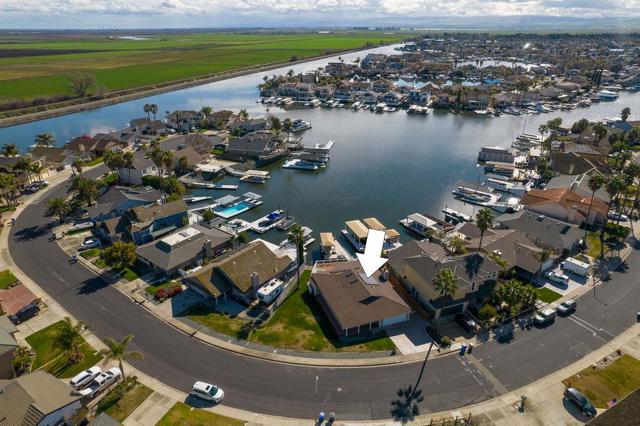 171 Discovery Bay Boulevard, Discovery Bay CA: https://media.crmls.org/mediaz/ae80aab7-4fcb-4756-8f2a-2a636e54b882.jpg