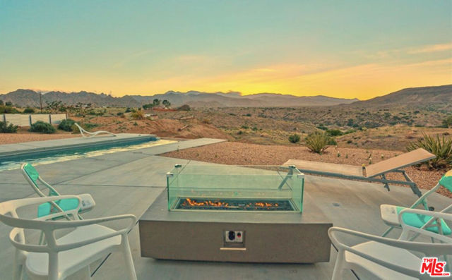 5215 Pioneertown Road, Pioneertown CA: https://media.crmls.org/mediaz/ae80bd78-4b35-4b9e-8d9f-6c2c1f868acb.jpg