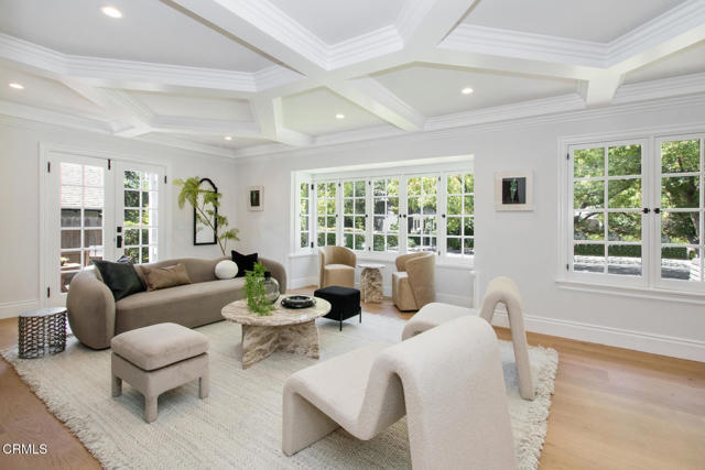1036 S Madison Avenue, Pasadena CA: https://media.crmls.org/mediaz/ae813c69-497b-4118-89b5-de688bcad1e4.jpg
