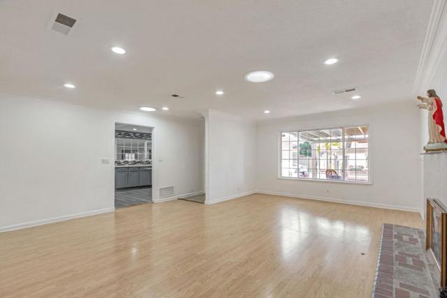 1087 Starlite Drive, Milpitas CA: https://media.crmls.org/mediaz/ae8229b4-0383-4a39-a857-b61c92be6656.jpg