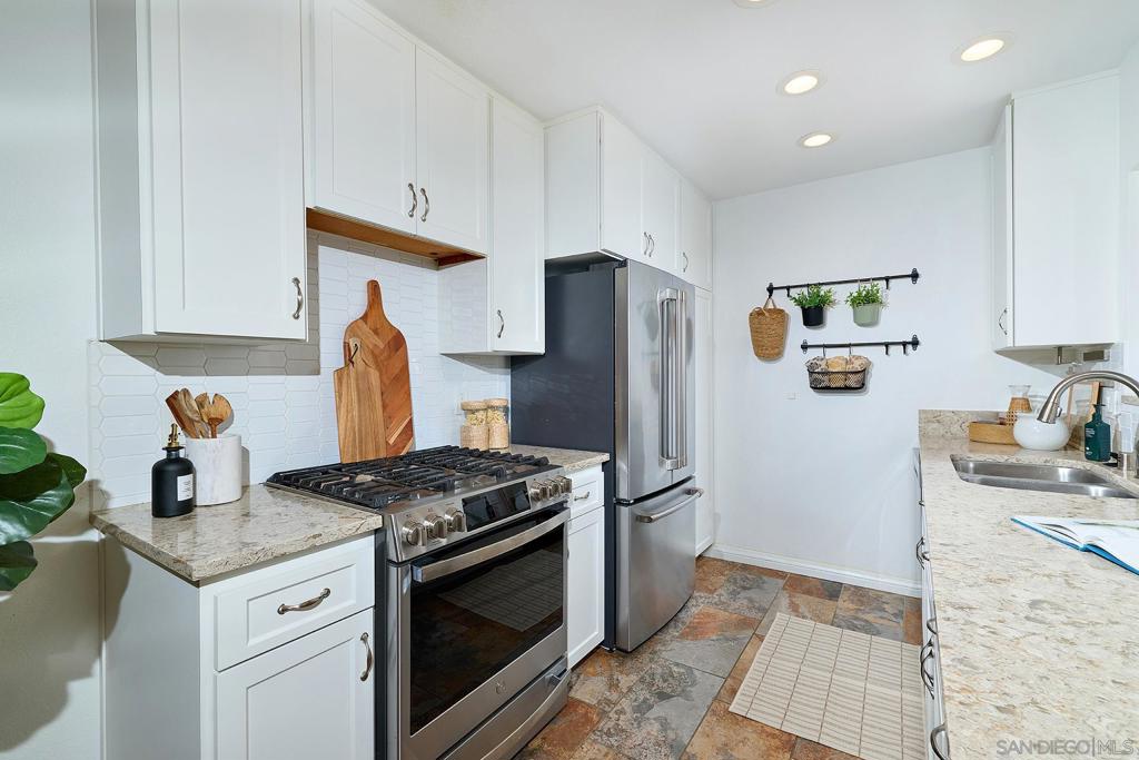 13826 Midland Rd - photo 11
