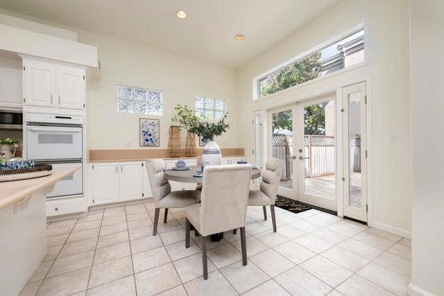 816 Corriente Point Drive,  CA: https://media.crmls.org/mediaz/ae82f261-6feb-4ab6-a793-f9159cec67bb.jpg