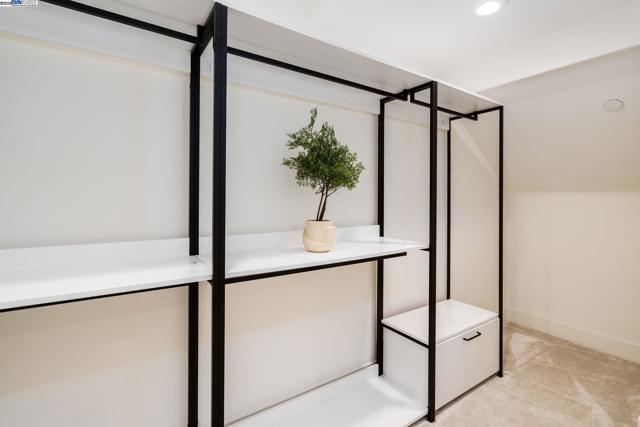 1002 Mary Beth Ter, San Ramon CA: https://media.crmls.org/mediaz/ae83d9d0-7a5f-4906-9954-eef93fbecdb4.jpg