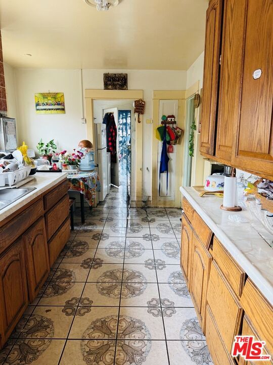 1450 West 67th Street photo 8