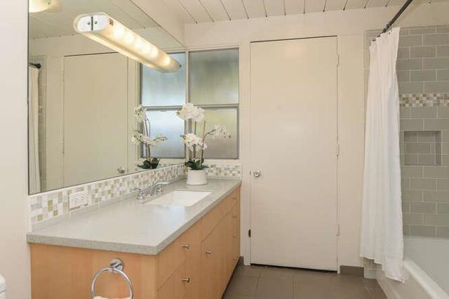 812 San Francisco Court, Stanford CA: https://media.crmls.org/mediaz/ae851b2b-8770-426a-b153-6d77de42fdb0.jpg