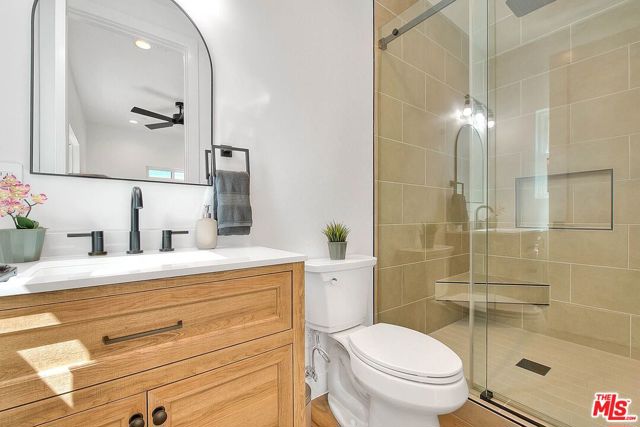 4516 W 63rd Street, Los Angeles CA: https://media.crmls.org/mediaz/ae85d37a-2b77-420e-acdf-afd0cf163afc.jpg
