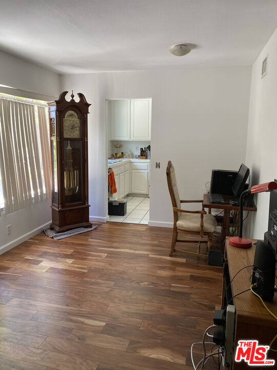 2252 Northpark Street, Thousand Oaks CA: https://media.crmls.org/mediaz/ae8617fa-223c-4488-a9b2-373c73b0981f.jpg