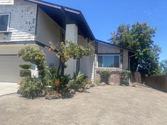 29 Palm Beach Way, Antioch CA: https://media.crmls.org/mediaz/ae8657c8-dbd0-4eff-b4e6-042499b07a2a.jpg