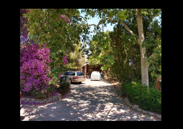 21851 Almaden Avenue, Cupertino CA: https://media.crmls.org/mediaz/ae86b994-bf27-4374-b4cb-3306053b3ec6.jpg