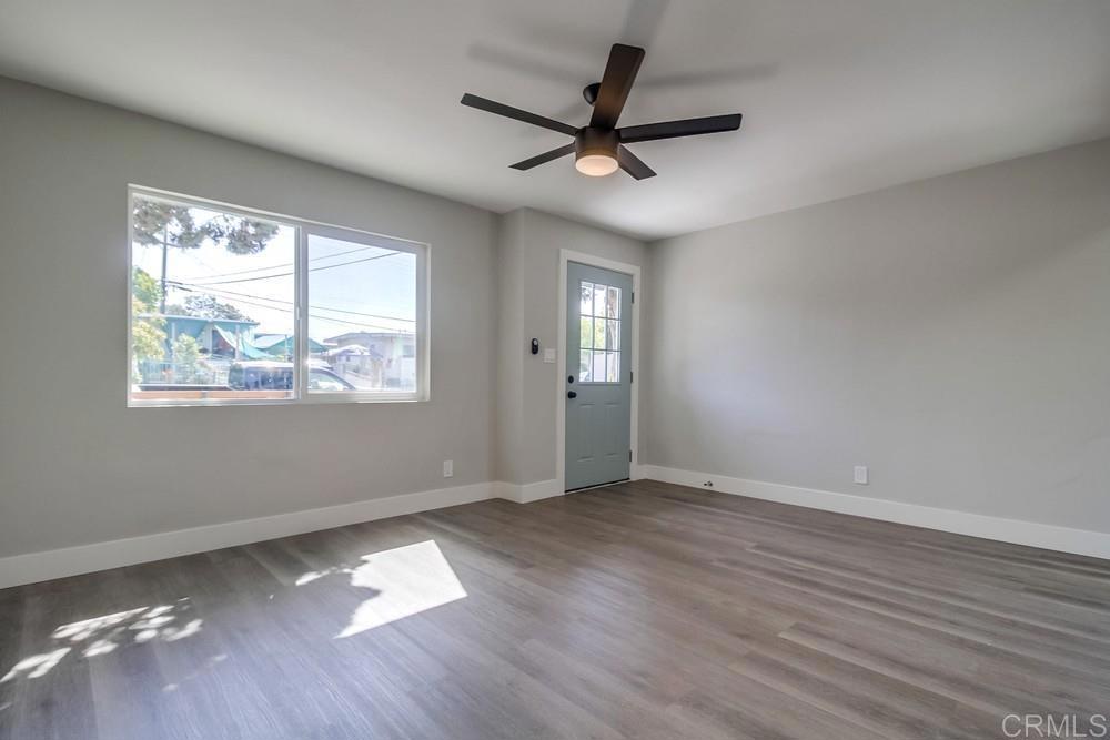 854 45th Street - photo 16