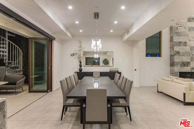 12443 W Sunset Boulevard, Los Angeles CA: https://media.crmls.org/mediaz/ae88adc9-995c-495a-8e58-ed010825456c.jpg