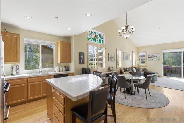 3223 Dehesa Road, El Cajon CA: https://media.crmls.org/mediaz/ae88aff3-3691-43b0-a534-fc1f0163bc62.jpg