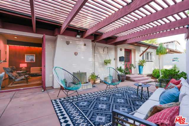 2020 Redcliff Street, Los Angeles CA: https://media.crmls.org/mediaz/ae8931b9-a66d-473c-b78a-b487619ff977.jpg