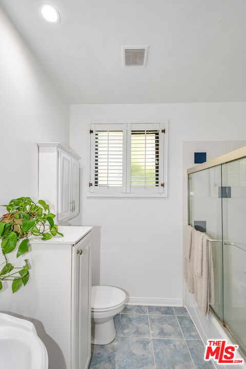 8114 Manitoba Street, Playa del Rey CA: https://media.crmls.org/mediaz/ae8b2e12-13e0-40ea-93c7-4ed7407f4ce8.jpg