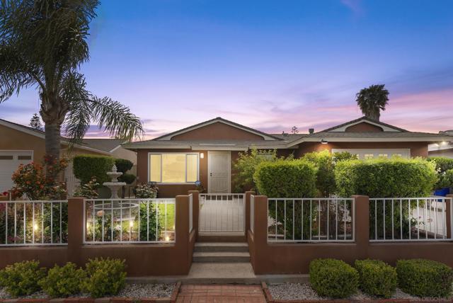 770 Kedzie Ave, San Diego CA: https://media.crmls.org/mediaz/ae8c77de-3388-450b-906d-11e44b6102a1.jpg