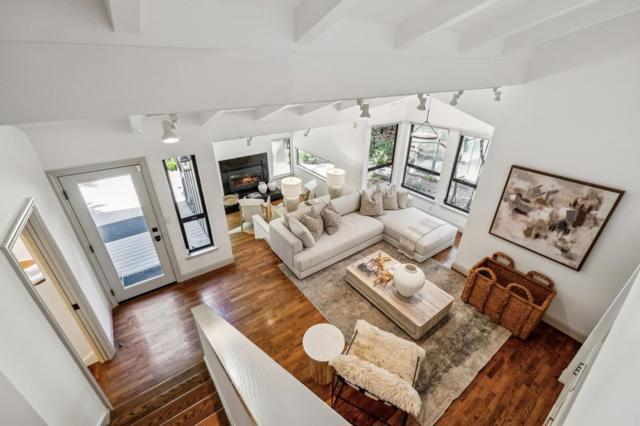 138 Bolivar Lane, Portola Valley CA: https://media.crmls.org/mediaz/ae8ccf6e-e5ef-4cc3-93db-59feb80ceb05.jpg