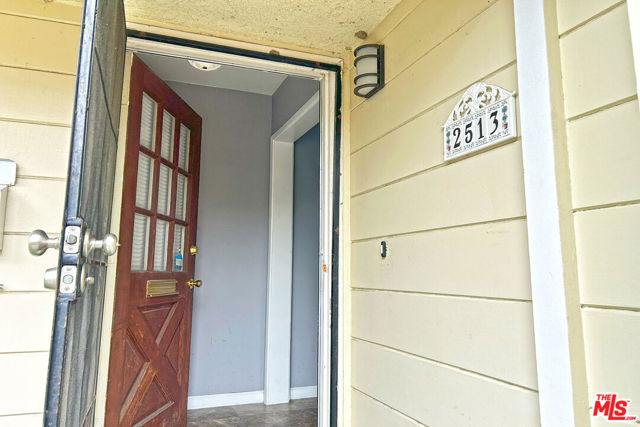 2513 Denmead Street, Lakewood CA: https://media.crmls.org/mediaz/ae8d1267-f4d9-42b4-8c3a-cbff97a4e79c.jpg