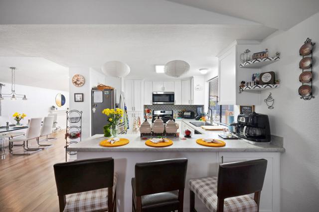 47685 Prado Way Way, Indio CA: https://media.crmls.org/mediaz/ae8d18ab-a7dd-417f-9ff1-1fa808dc148d.jpg