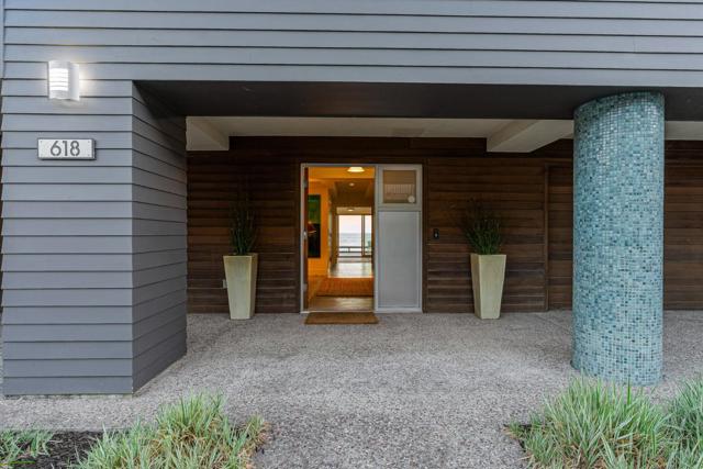 Image 6 of 72 For 618 Beach Drive