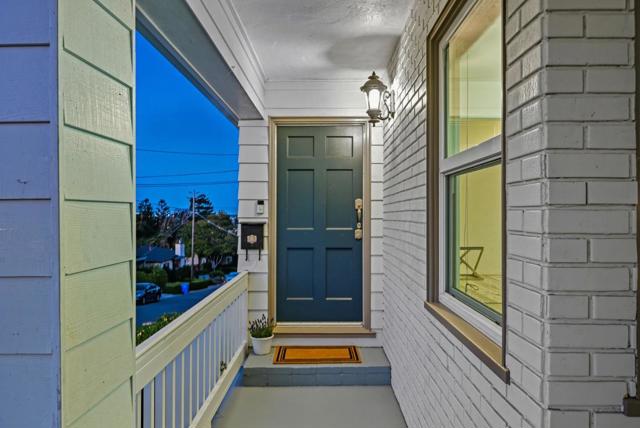 217 W 40th Avenue, San Mateo CA: https://media.crmls.org/mediaz/ae8dbcb8-0edd-4c89-9372-9f10e68d43f3.jpg