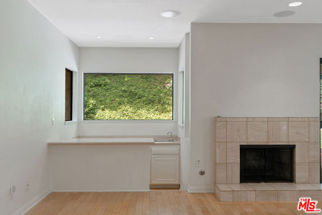 23454 Park Hermosa, Calabasas CA: https://media.crmls.org/mediaz/ae8f429c-2853-4fa0-a379-a95a2de89959.jpg