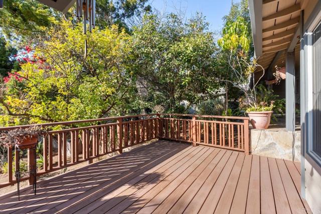 10880 Hess Drive, La Mesa CA: https://media.crmls.org/mediaz/ae8f71f8-8990-41c7-8202-ae90c9342ef9.jpg