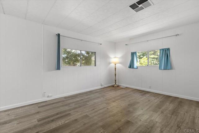 Detail Gallery Image 13 of 28 For 718 Sycamore Ave #109,  Vista,  CA 92083 - 2 Beds | 2 Baths