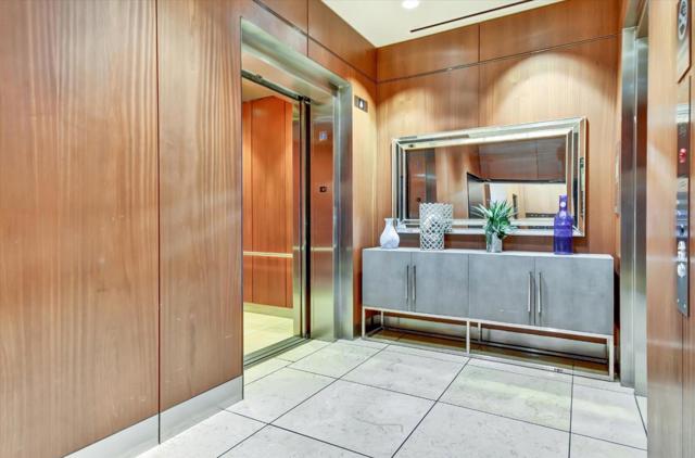 88 E San Fernando Street, San Jose CA: https://media.crmls.org/mediaz/ae90926e-7482-4c6f-b491-d8d9375dbc69.jpg